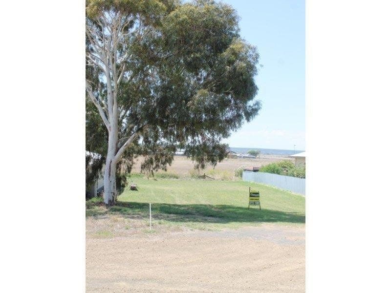 11-13 Emily Street Millicent SA, Millicent - Image 1