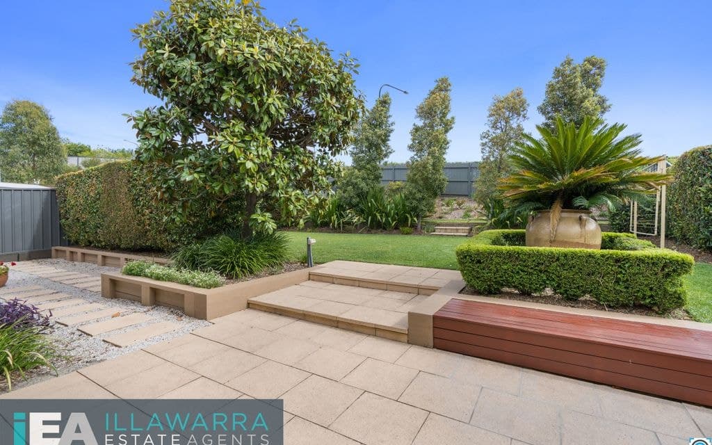 6 Riverside Crescent, HAYWARDS BAY NSW 2530, Haywards Bay - Image 1