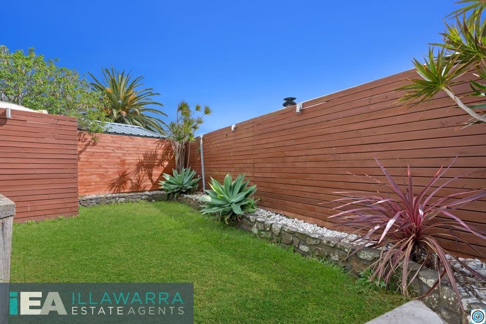 8 Moles Street, ALBION PARK NSW 2527, Albion Park - Thumbnail 2