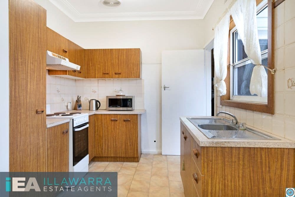 14 Roberts Avenue, BARRACK HEIGHTS NSW 2528, Barrack Heights - Thumbnail 5