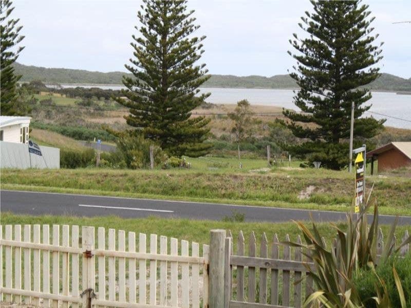 6518 Portland Road Nelson VIC, Nelson - Thumbnail 2