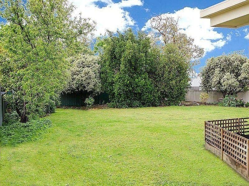 17 Eighth Street MILLICENT SA, Millicent - Image 1