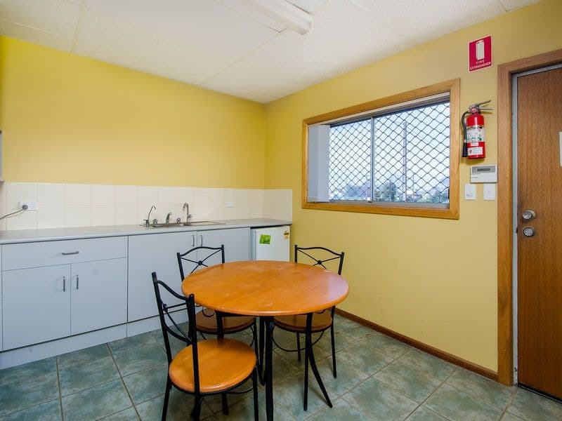 29 Bay Road Mount Gambier SA, Mount Gambier - Thumbnail 2