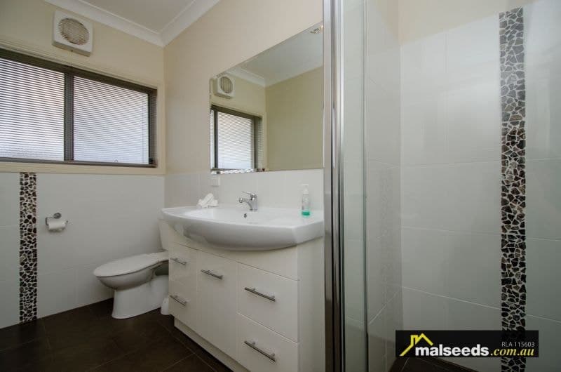 138 Sea Parade Port Macdonnell SA, Port Macdonnell - Thumbnail 5