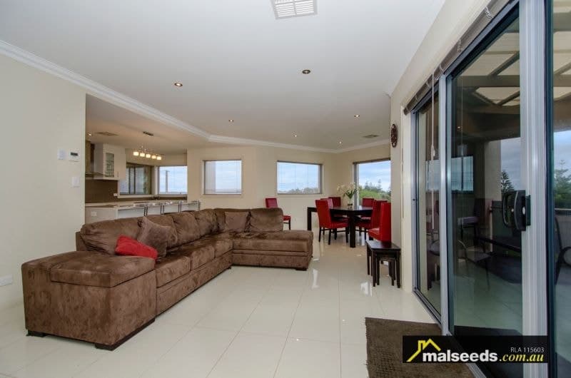 138 Sea Parade Port Macdonnell SA, Port Macdonnell - Thumbnail 7