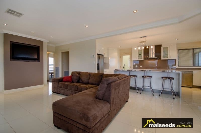 138 Sea Parade Port Macdonnell SA, Port Macdonnell - Thumbnail 8