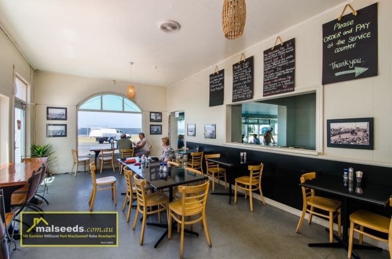 63 Sea Parade Port Macdonnell SA, Port Macdonnell - Thumbnail 6