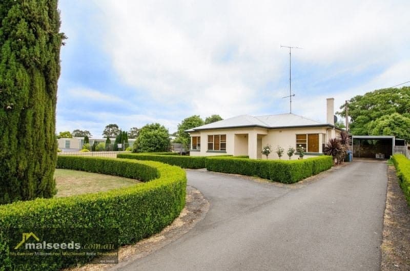 211-215 Jubilee Highway East Mount Gambier SA, East Mount Gambier - Image 1