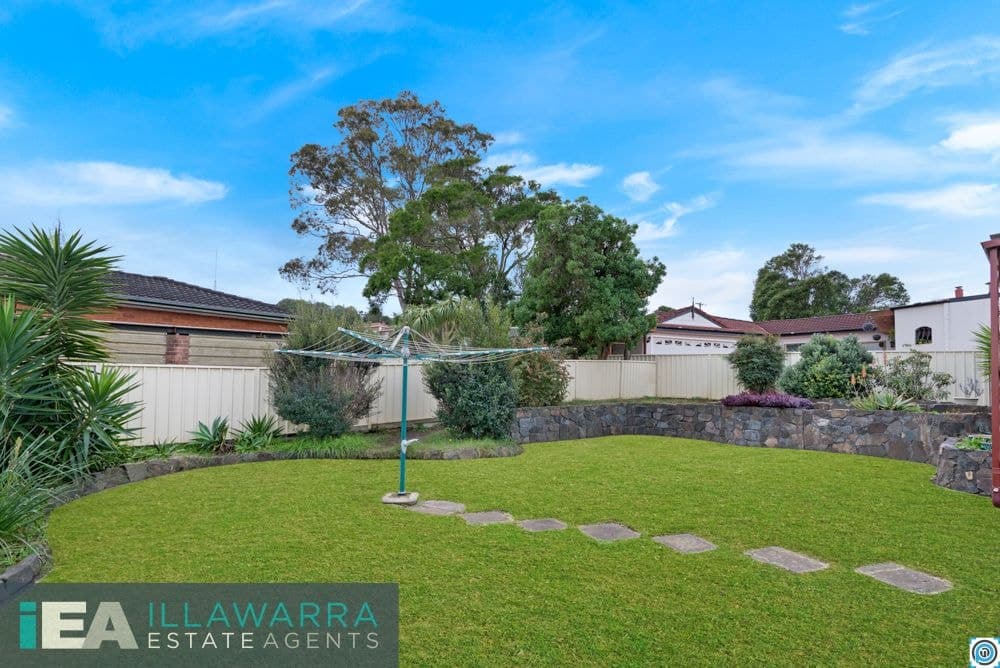 16 Rowley Avenue, MOUNT WARRIGAL NSW 2528, Mount Warrigal - Thumbnail 2