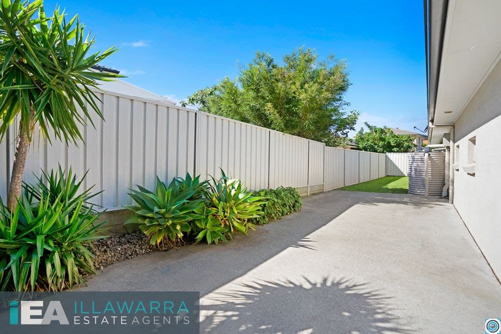 4 Molineaux Avenue, SHELL COVE NSW 2529, Shell Cove - Thumbnail 2