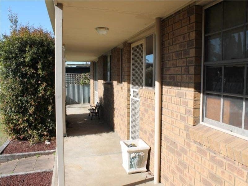 60 Fifth Street Millicent SA, Millicent - Image 1