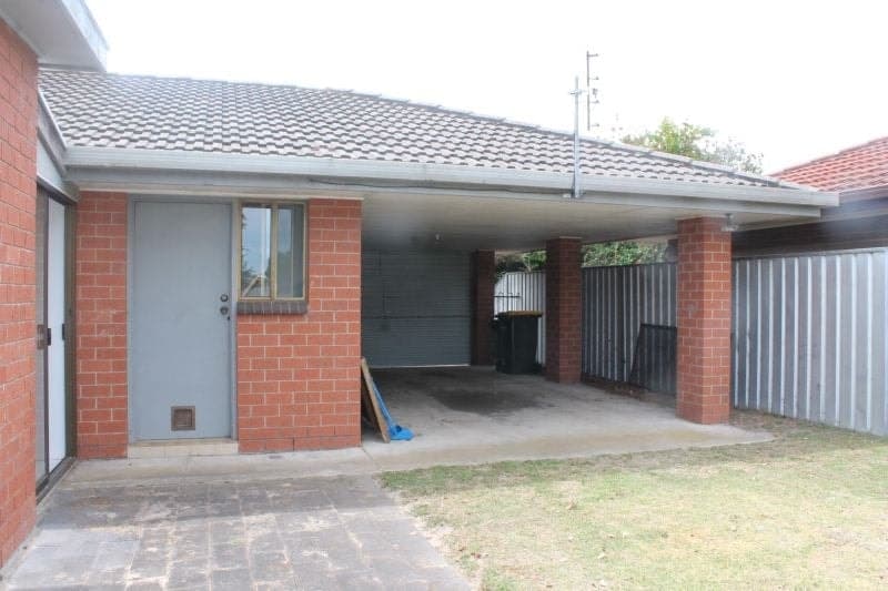 13 Wyrie Road Millicent SA, Millicent - Thumbnail 2