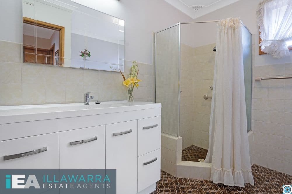 4 Dickson Avenue, MOUNT WARRIGAL NSW 2528, Mount Warrigal - Thumbnail 8