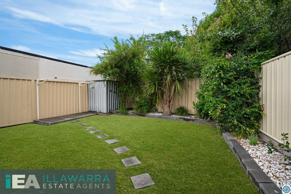 2/8a Taylor Road, ALBION PARK NSW 2527, Albion Park - Thumbnail 2
