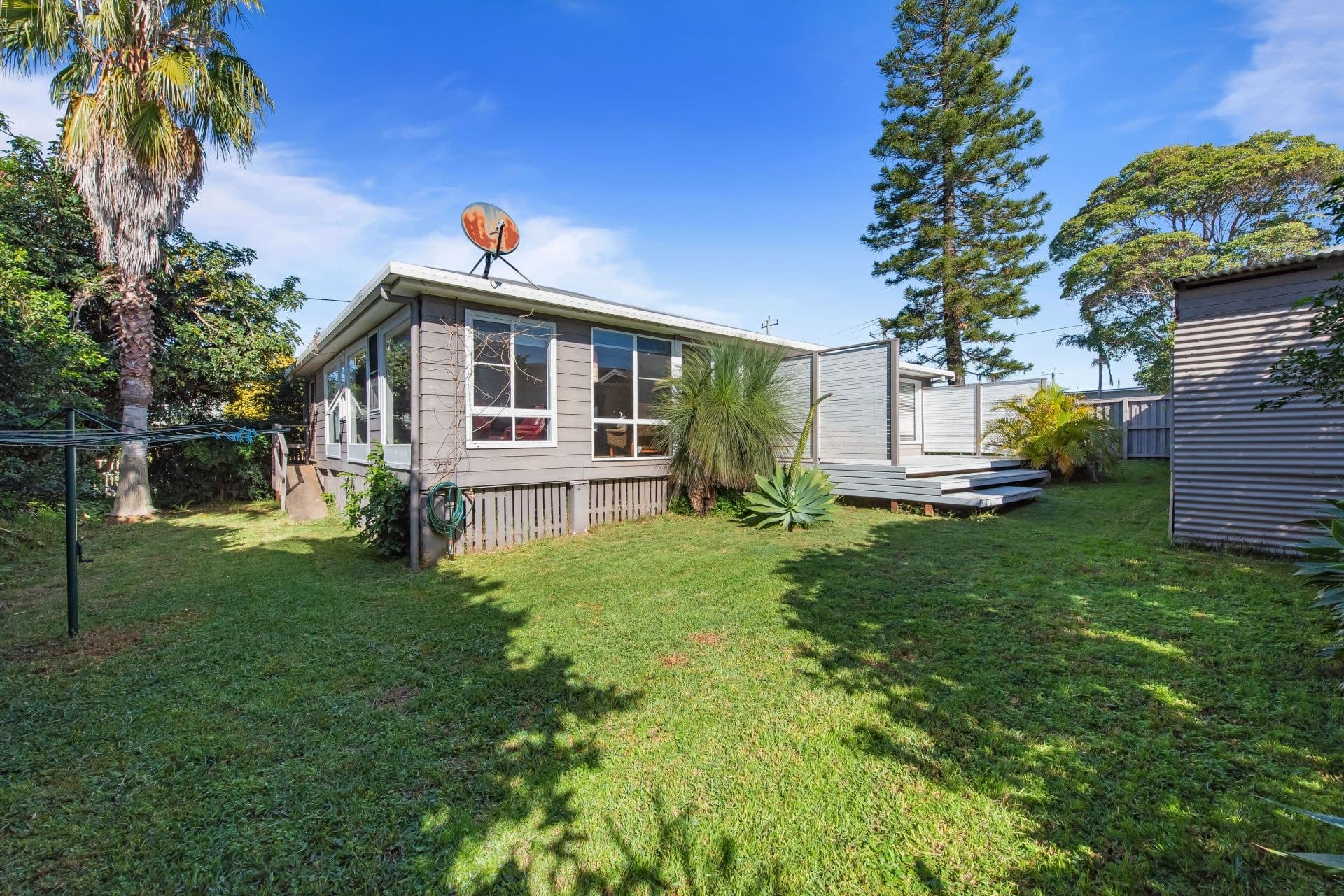 18 Granite Street Port Macquarie NSW, Port Macquarie - Image 1