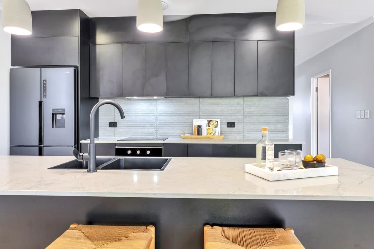 1 / 17 Trewren Street, Durack NT 0830, Fully Renovated Luxury Elevated Home! Do Not Miss Out! - Thumbnail 5