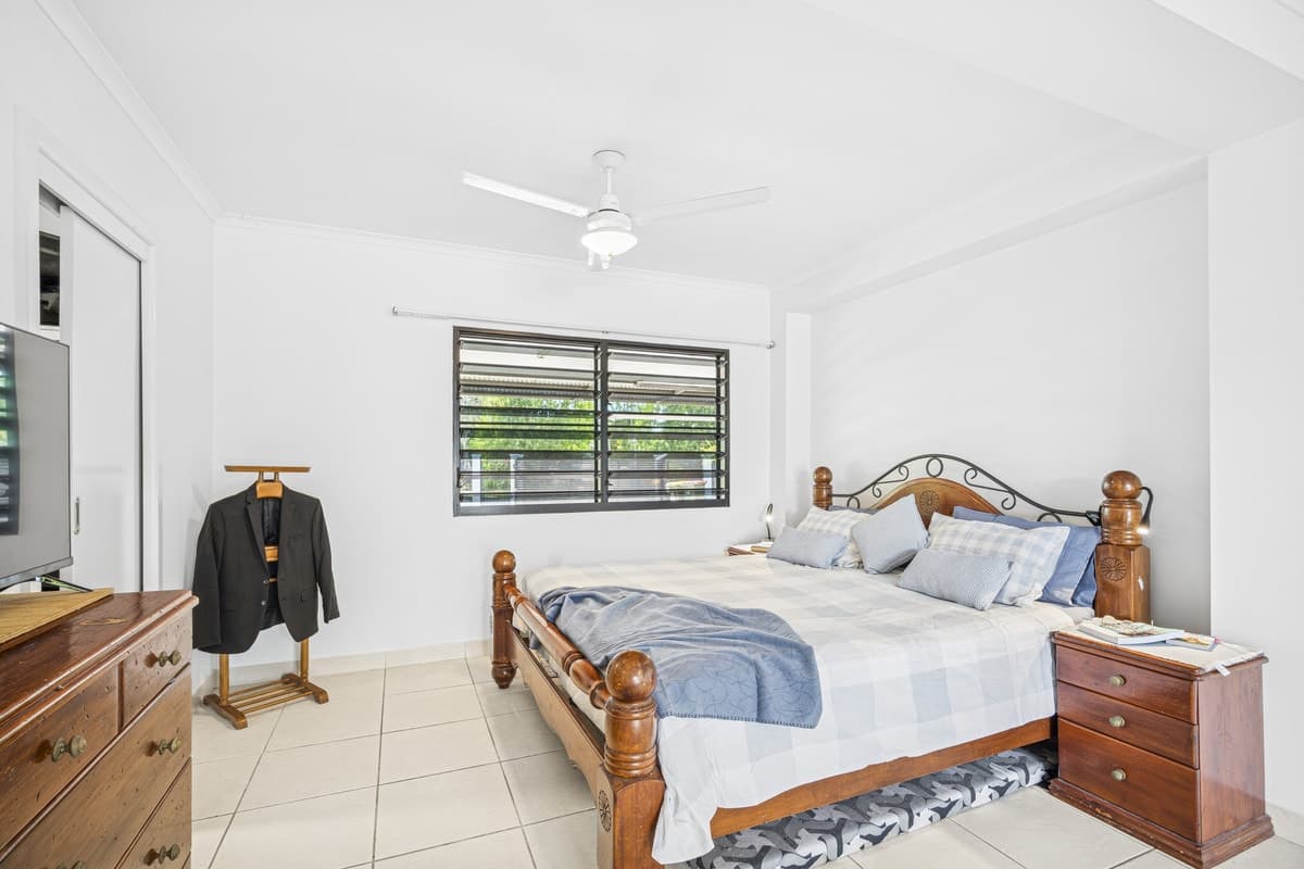 A Tropical Stunner with Space, Style and Everything You Could Want In  Darwin Home, Style And Everything You Could Want In Darwin Home - Thumbnail 6