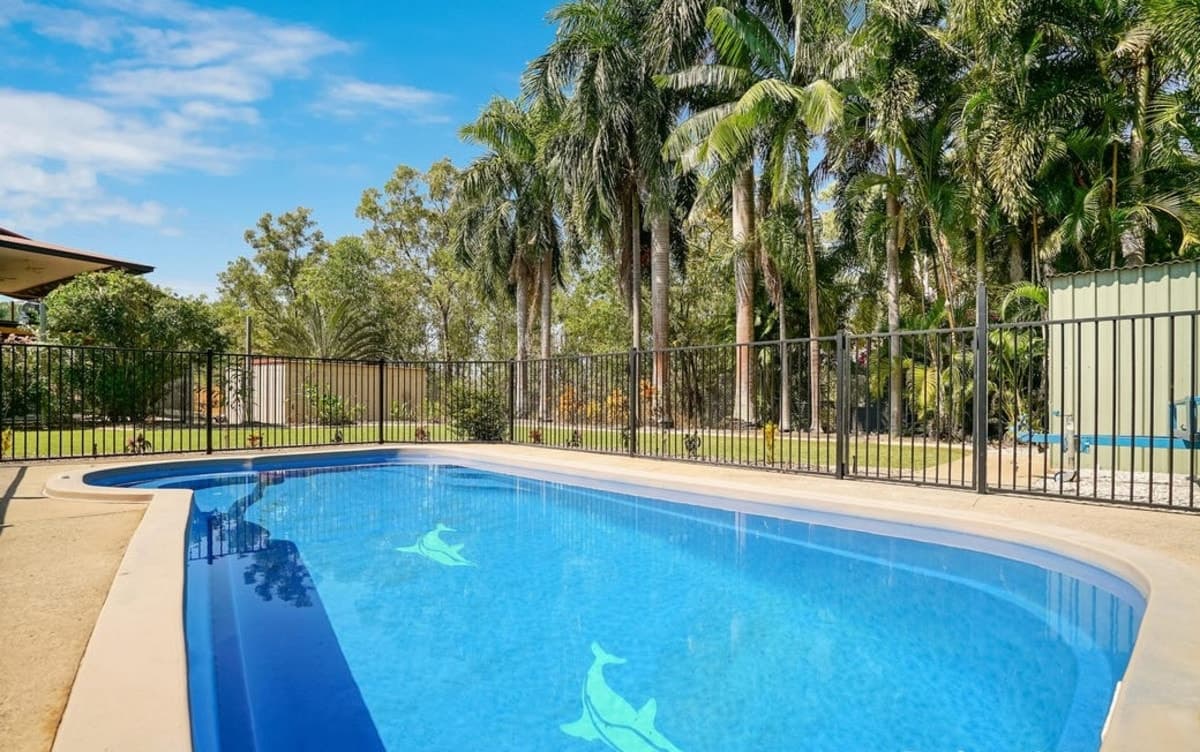 SOLD OFF MARKET – 52 Mannikan Court, Bakewell 4 Bed | 2 Bath | Concrete Pool | Huge Yard, Bakewell - Image 1