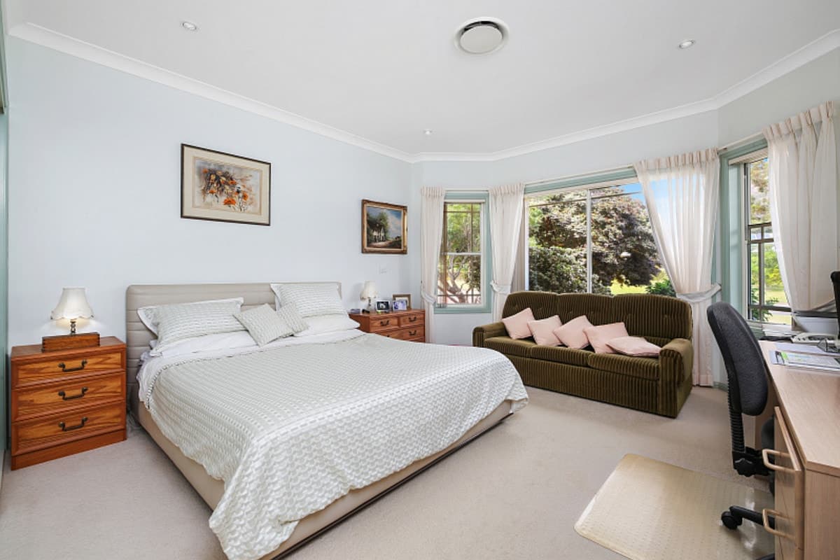 35 St Albans Way, West Haven, West Haven - Thumbnail 2