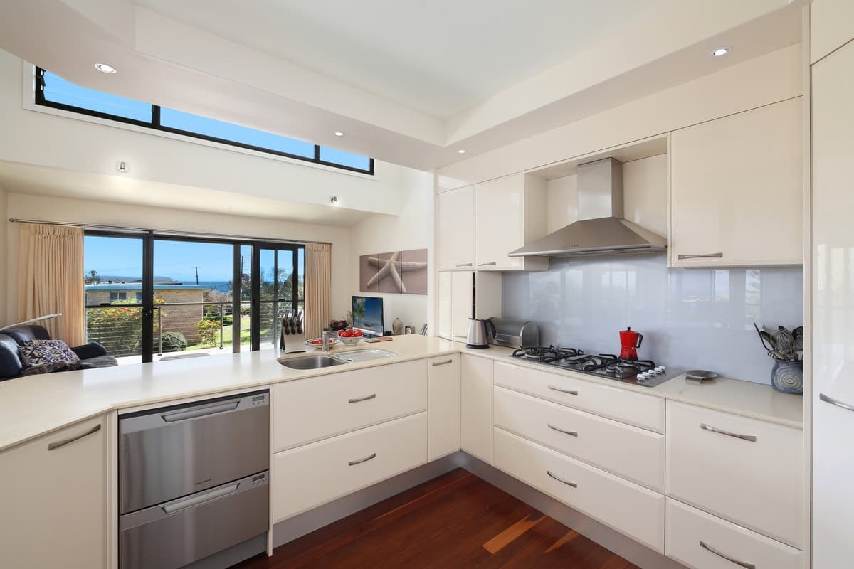 15 Bergalia Crescent, Camden Head, Camden Head - Thumbnail 6