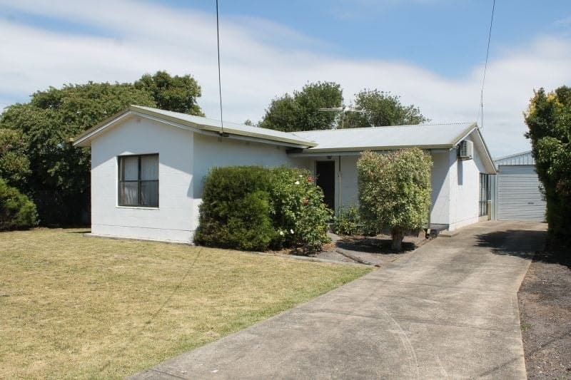 32 Holzgrefe Street Millicent SA, Millicent - Image 1