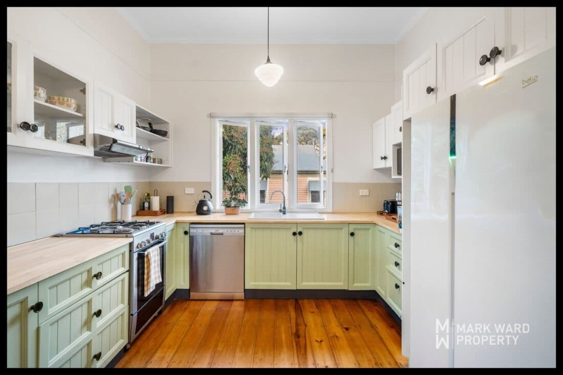 100 Lillian Avenue, Salisbury QLD 4107, Salisbury - Thumbnail 5