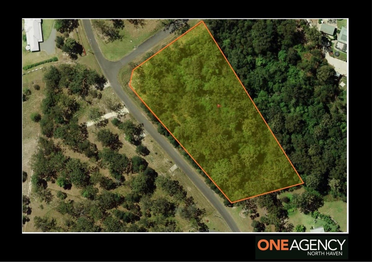 22 Lake Ridge Drive, Kew, Kew - Thumbnail 3