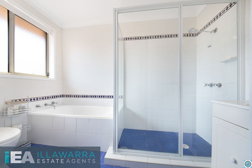 2/11 Central Avenue, OAK FLATS NSW 2529, Oak Flats - Image 1