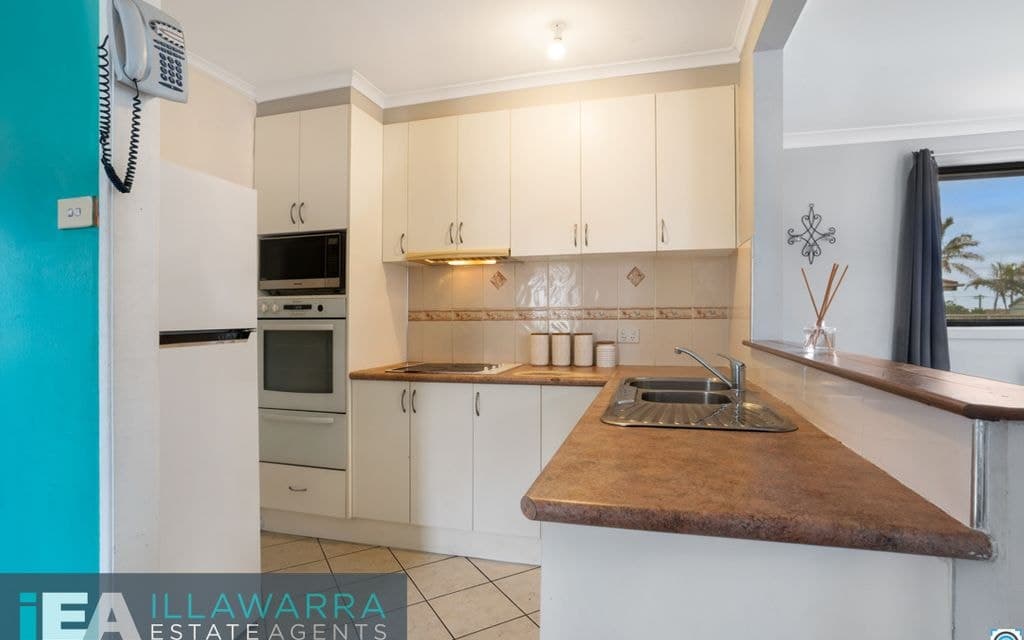 16 Andrew Crescent, MOUNT WARRIGAL NSW 2528, Mount Warrigal - Thumbnail 5