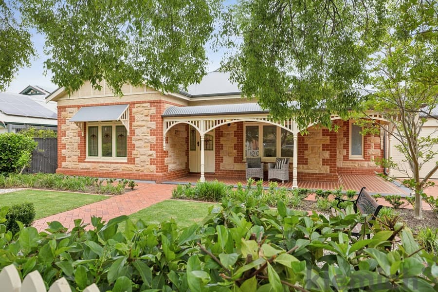 12 Tenth Avenue, St Peters, St Peters - Image 1
