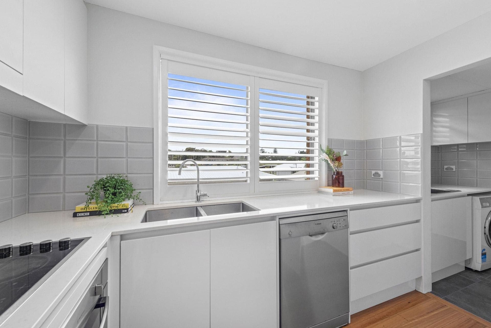 8/6 Norfolk Avenue Port Macquarie NSW, Port Macquarie - Thumbnail 4