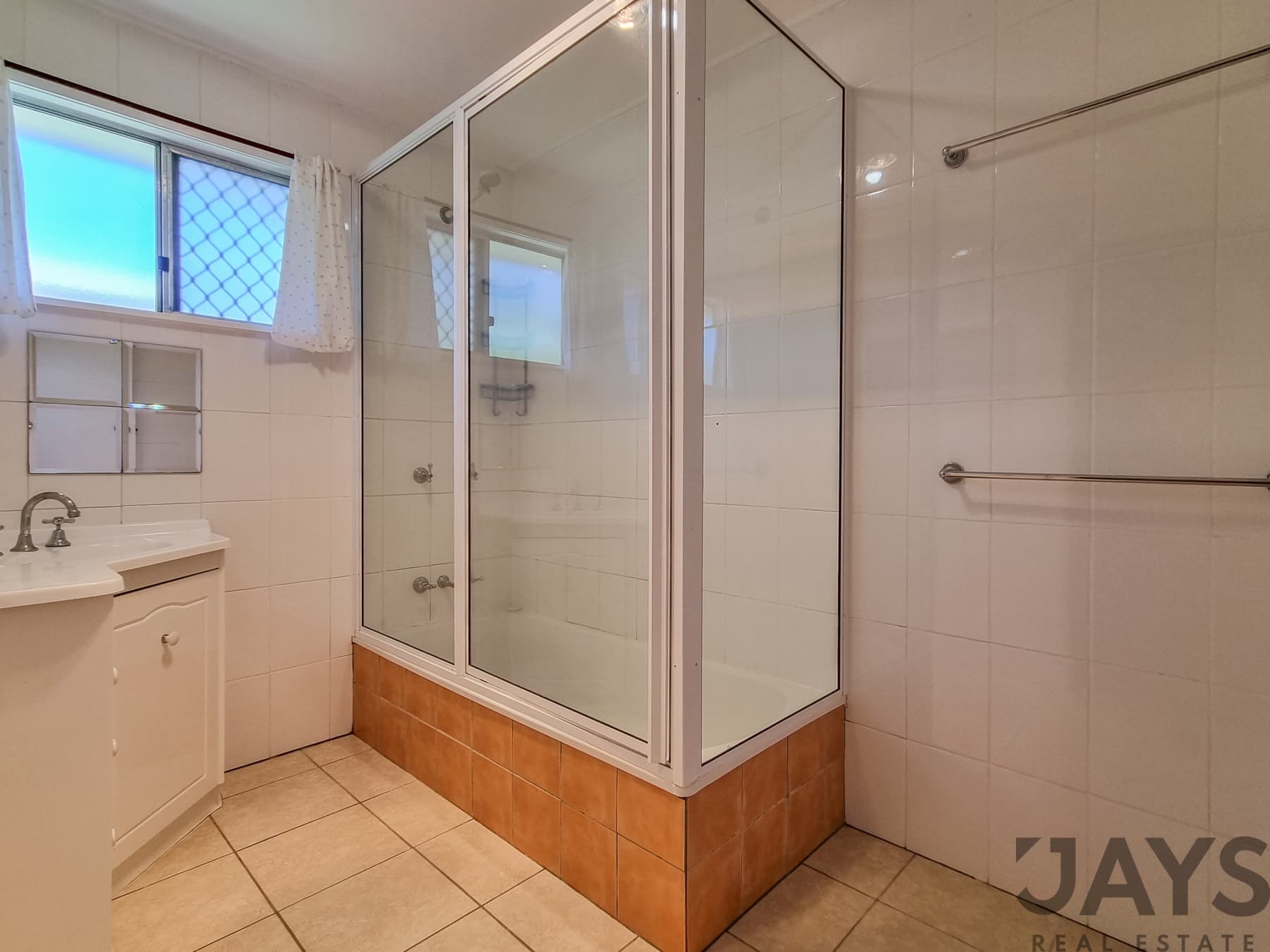 22 Evans StreetMount Isa QLD, 4825, Mount Isa - Thumbnail 3
