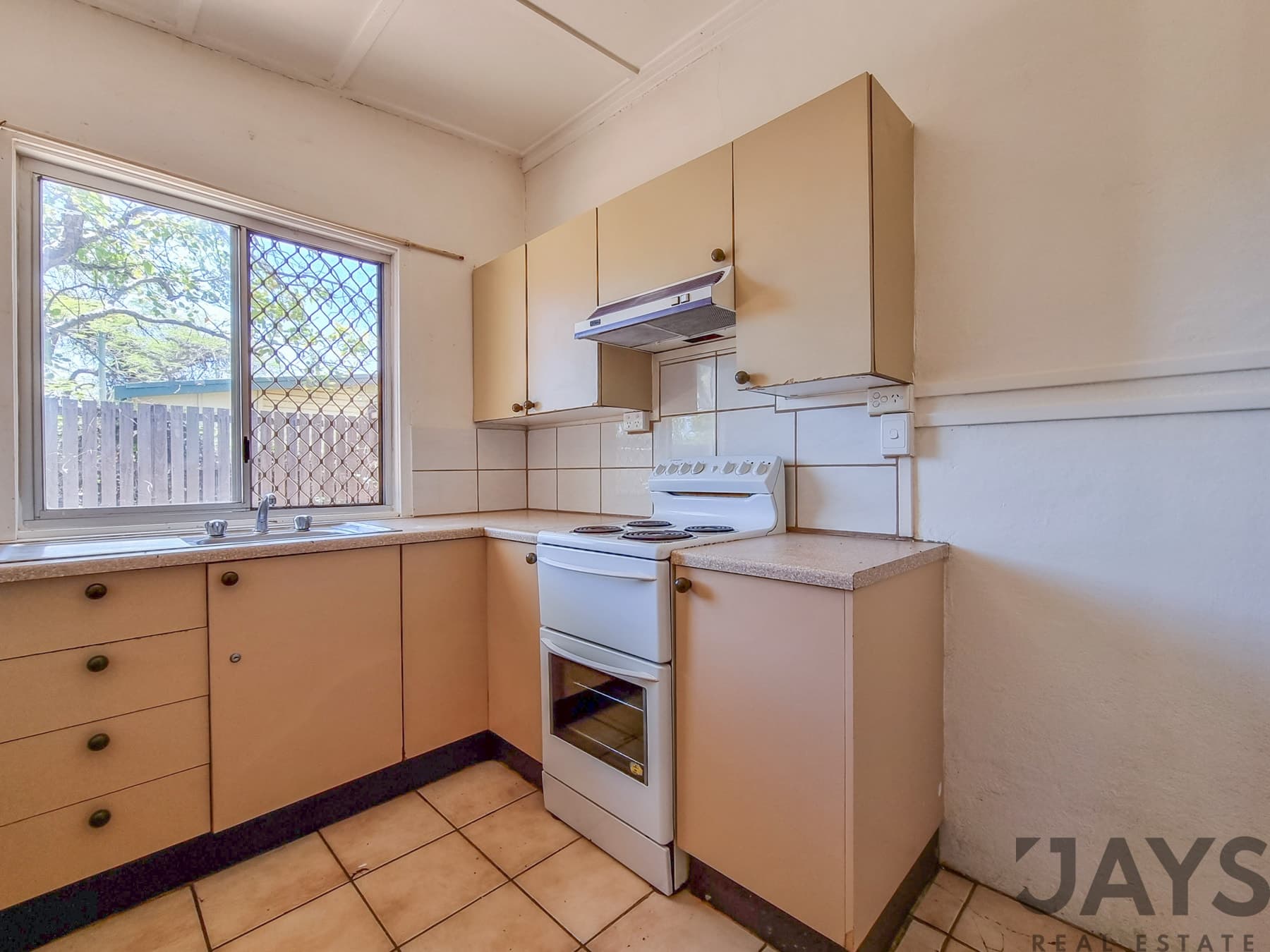 46 Pamela Street, Mount Isa, QLD 4825, Mount Isa - Thumbnail 5