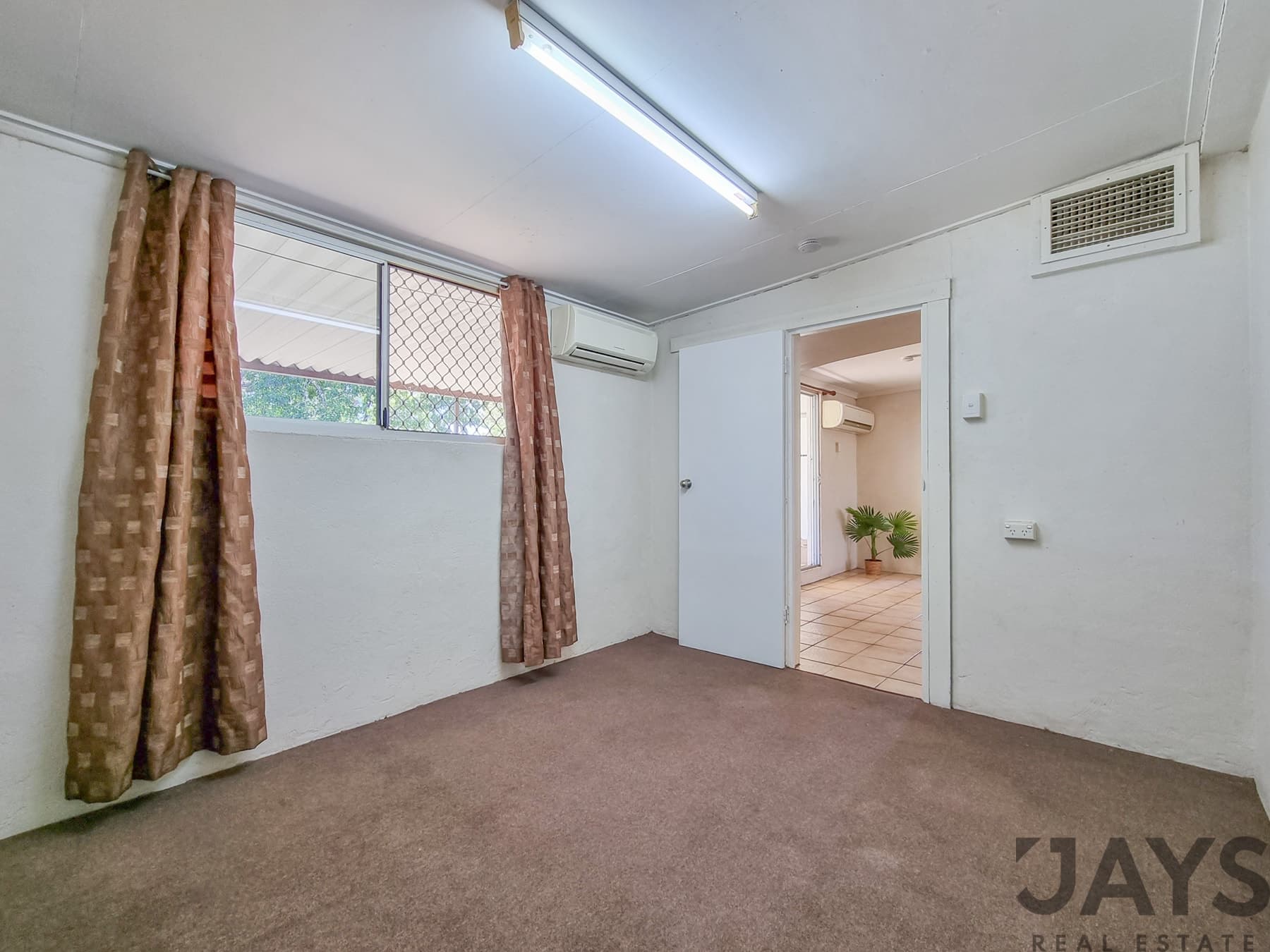 46 Pamela Street, Mount Isa, QLD 4825, Mount Isa - Thumbnail 6