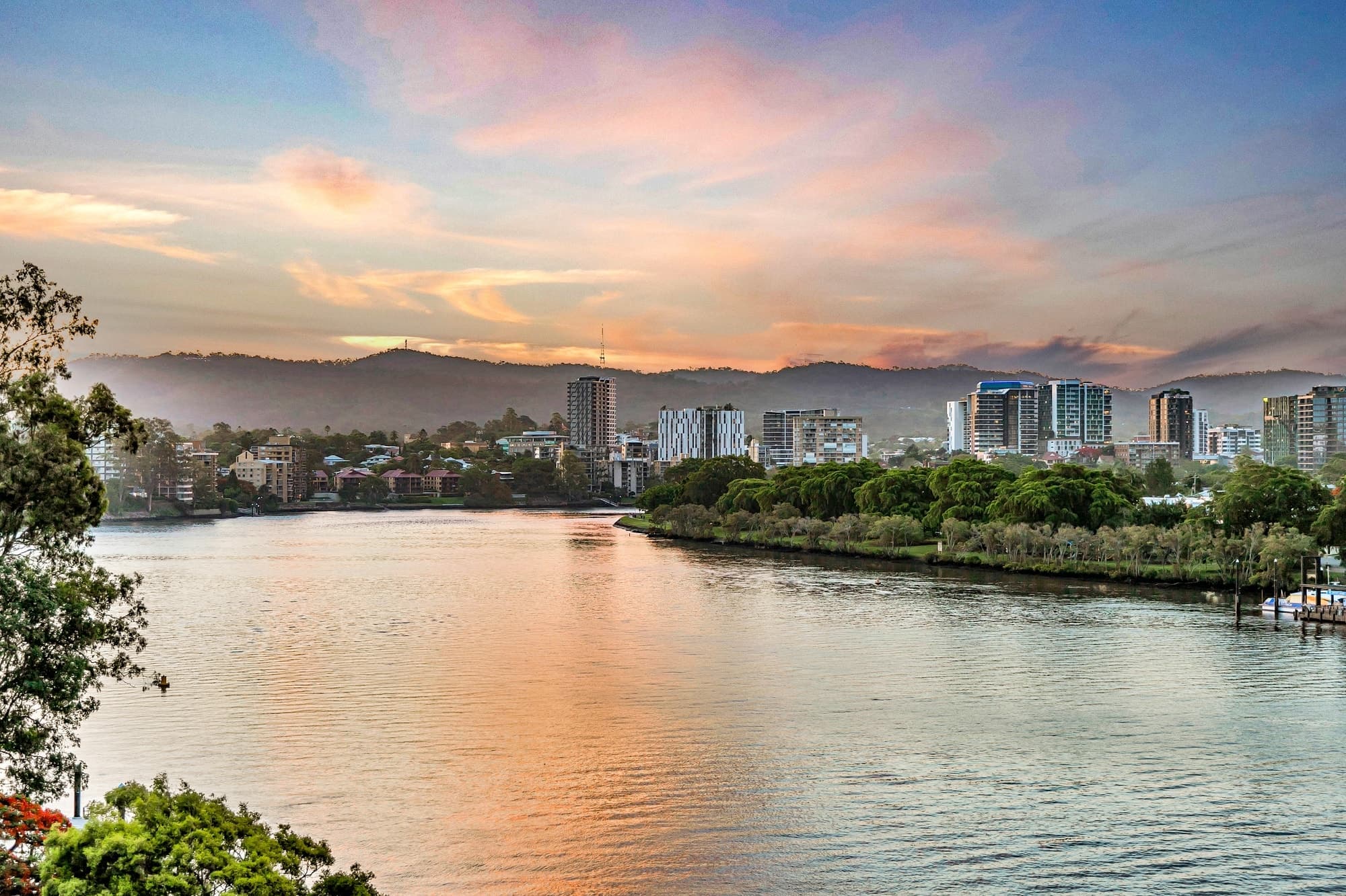 20/122 Macquarie Street, St Lucia QLD 4067, St Lucia - Image 1