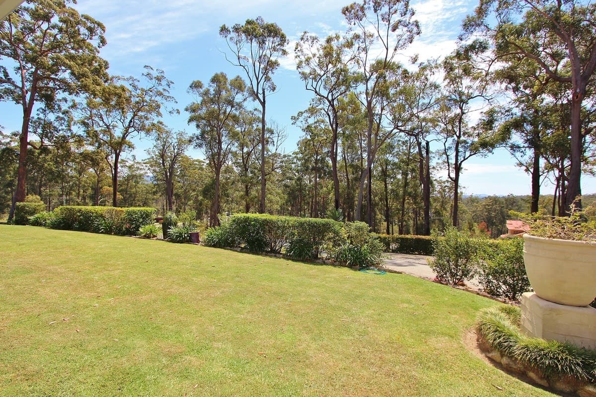 28 Lake Ridge Drive, Kew, Kew - Thumbnail 4