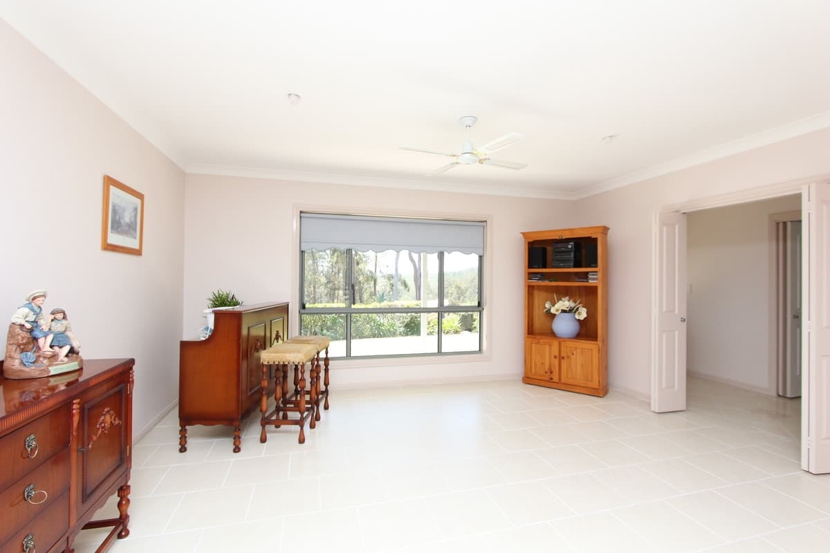 28 Lake Ridge Drive, Kew, Kew - Thumbnail 8