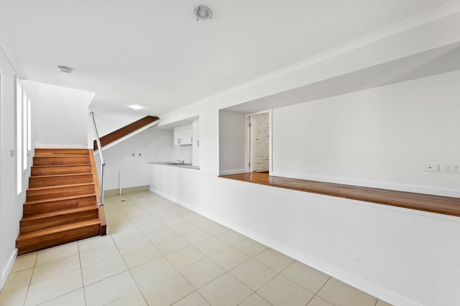 18 Allunga Avenue Port Macquarie NSW, Port Macquarie - Image 1