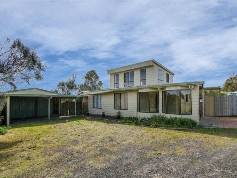 135 Pelican Point Road Pelican Point SA, Pelican Point - Image 1