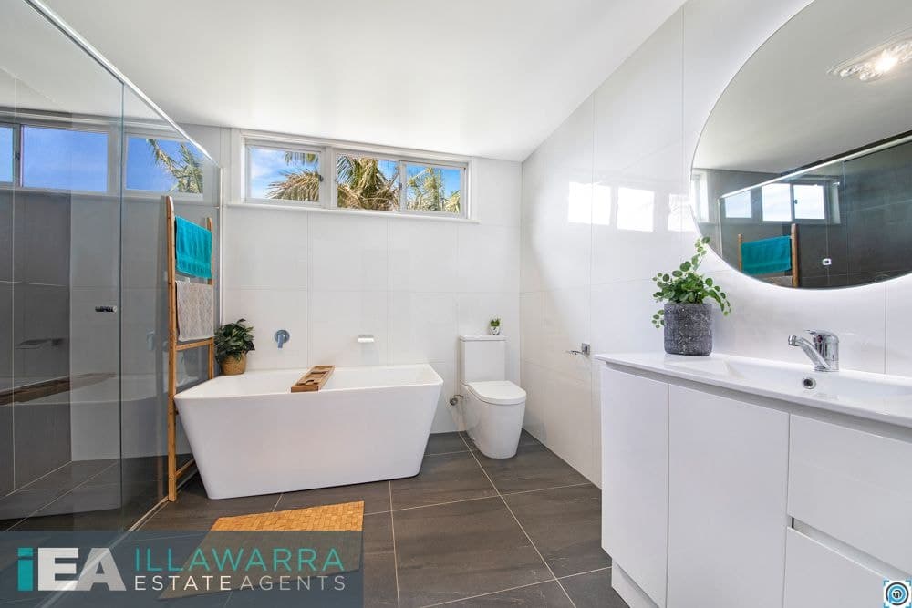 22 Oxley Avenue, KIAMA DOWNS NSW 2533, Kiama Downs - Image 1