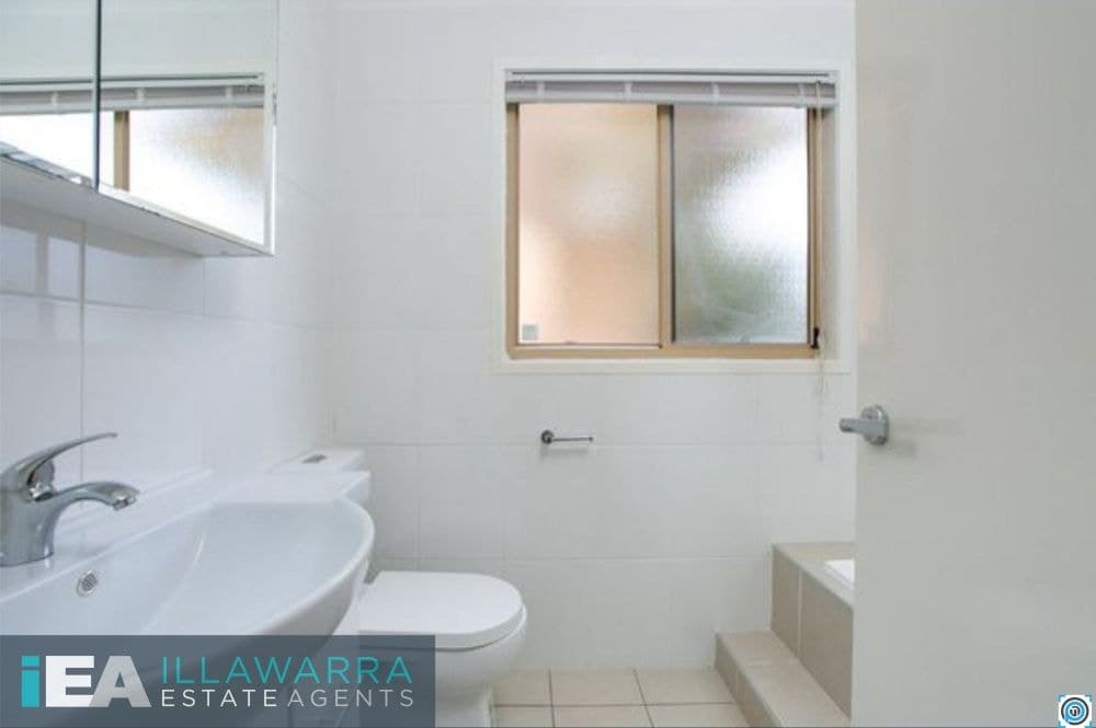 11/12 Bellbird Close, BARRACK HEIGHTS NSW 2528, Barrack Heights - Image 1