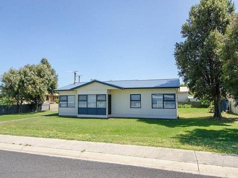 4 Eliza Street SOUTHEND SA, Southend - Image 1