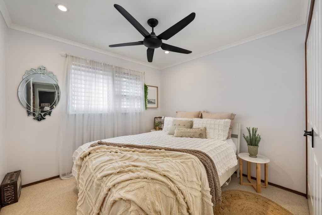 11 Tallowood Gardens, Blaxland - Thumbnail 2