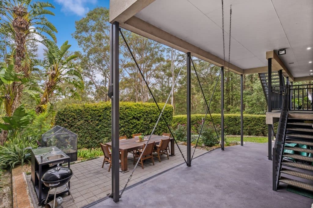 81 Roberts Parade, Hawkesbury Heights - Thumbnail 2
