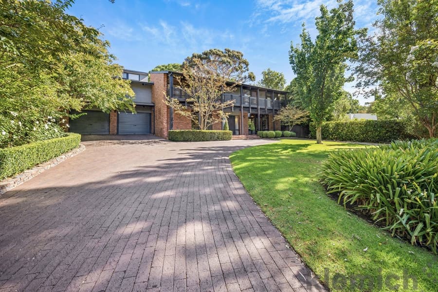 18 Garden Avenue, Burnside, Burnside - Image 1