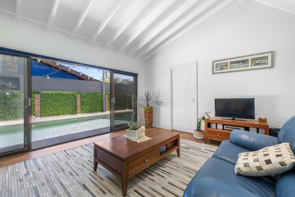 7 Naranganah Avenue, Gymea Bay - Thumbnail 7
