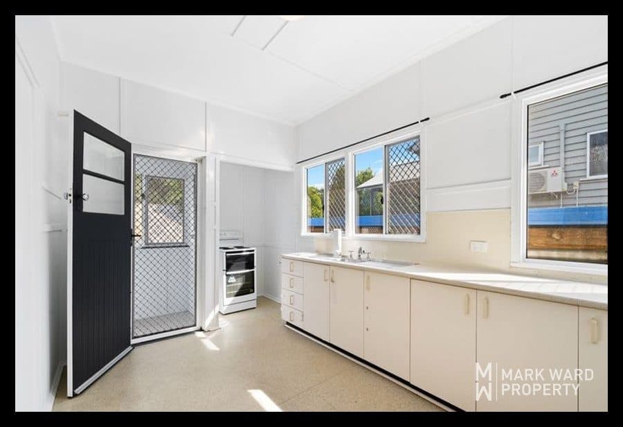 37 Maitland Street, Salisbury QLD 4107, Salisbury - Thumbnail 5