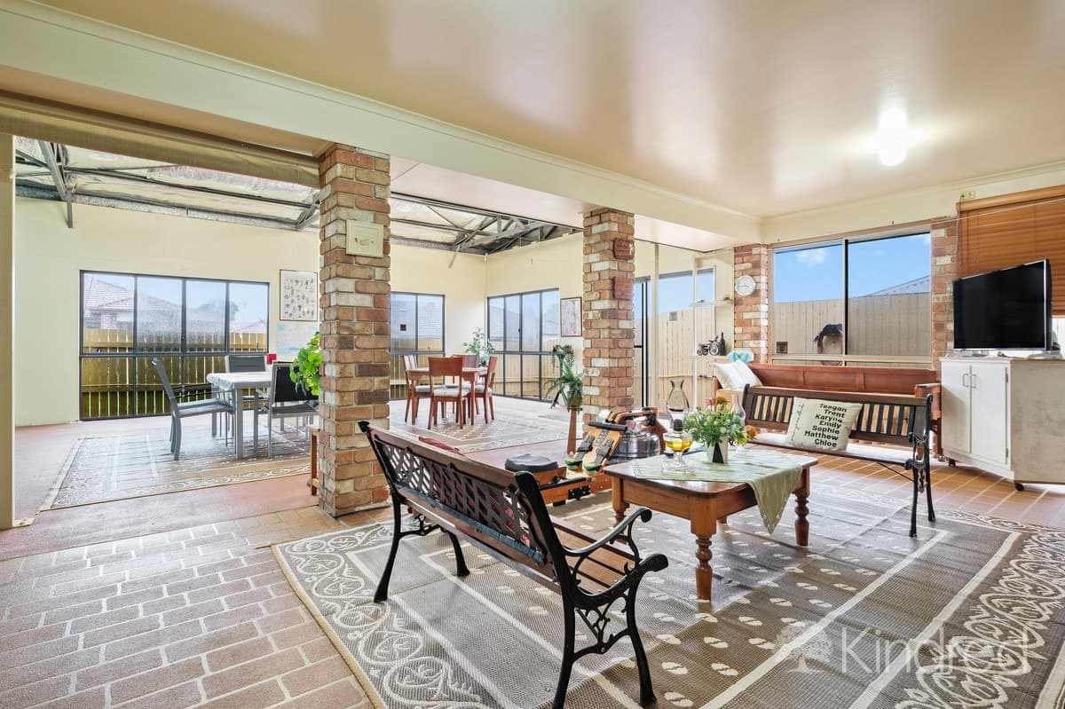 1 Otter Court, Rothwell QLD 4022, Rothwell - Thumbnail 2