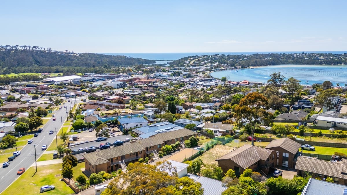 9/2 View Street, Merimbula - Thumbnail 2