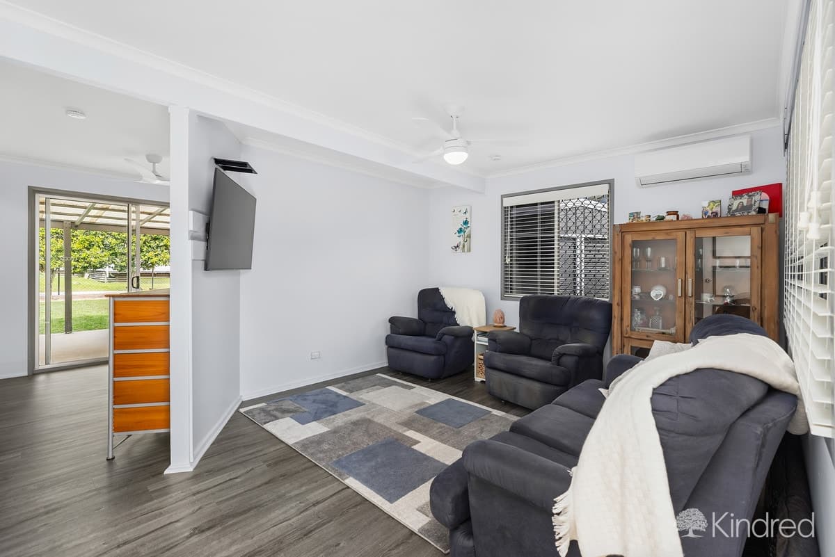 12 Elna Court, Deception Bay QLD 4508, Deception Bay - Thumbnail 4